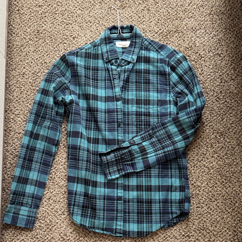Aeropostale Teal and Navy Plaid women’s flannel Button-Down Shirt